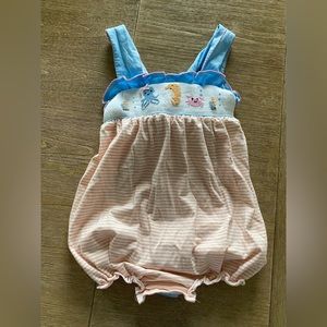 Smocked sea animal bubble